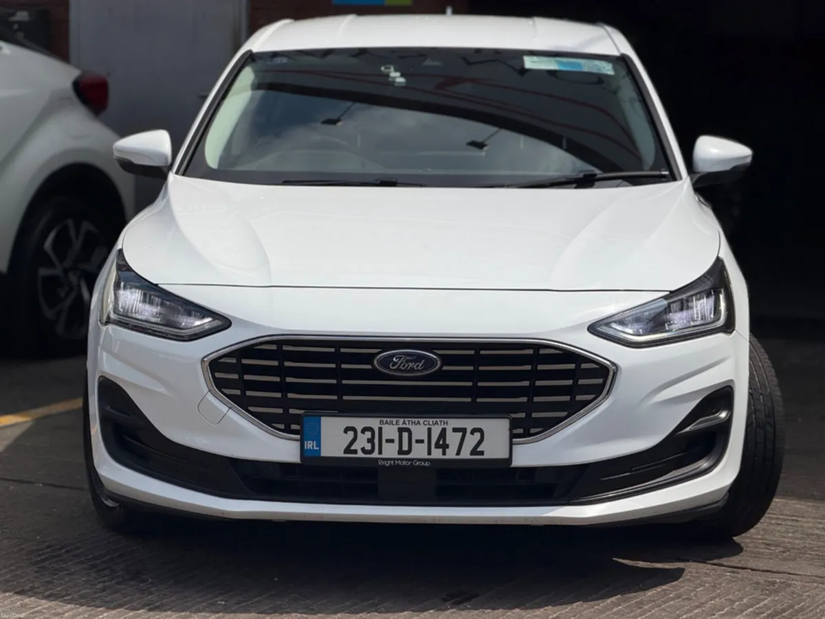 Ford Focus 1.0T TITANIUM 5DR - Image 4