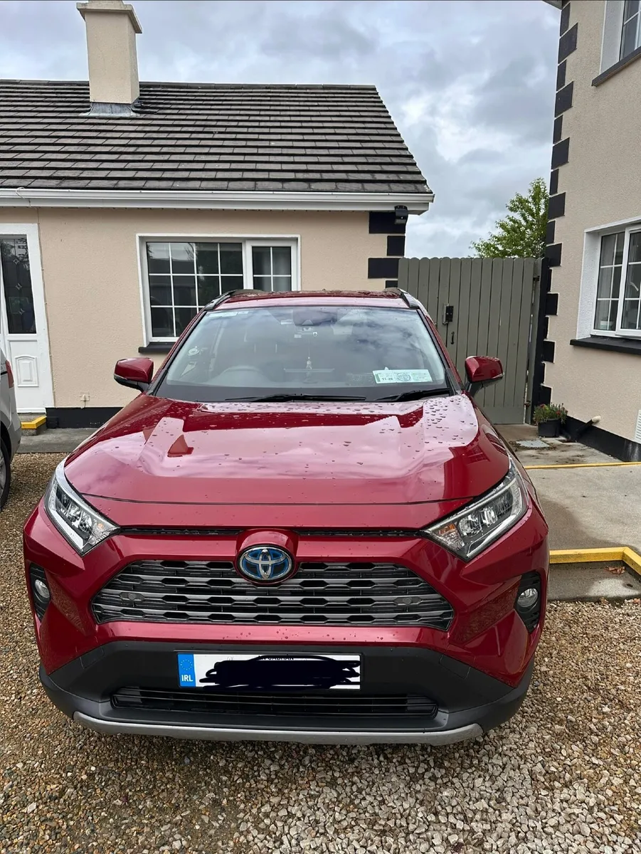 Toyota RAV4 2021 - Image 1