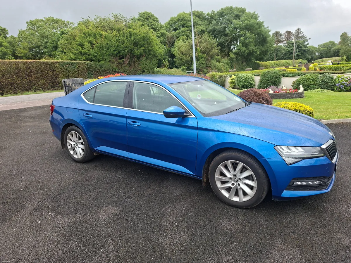 Skoda Superb 2023 - Image 1