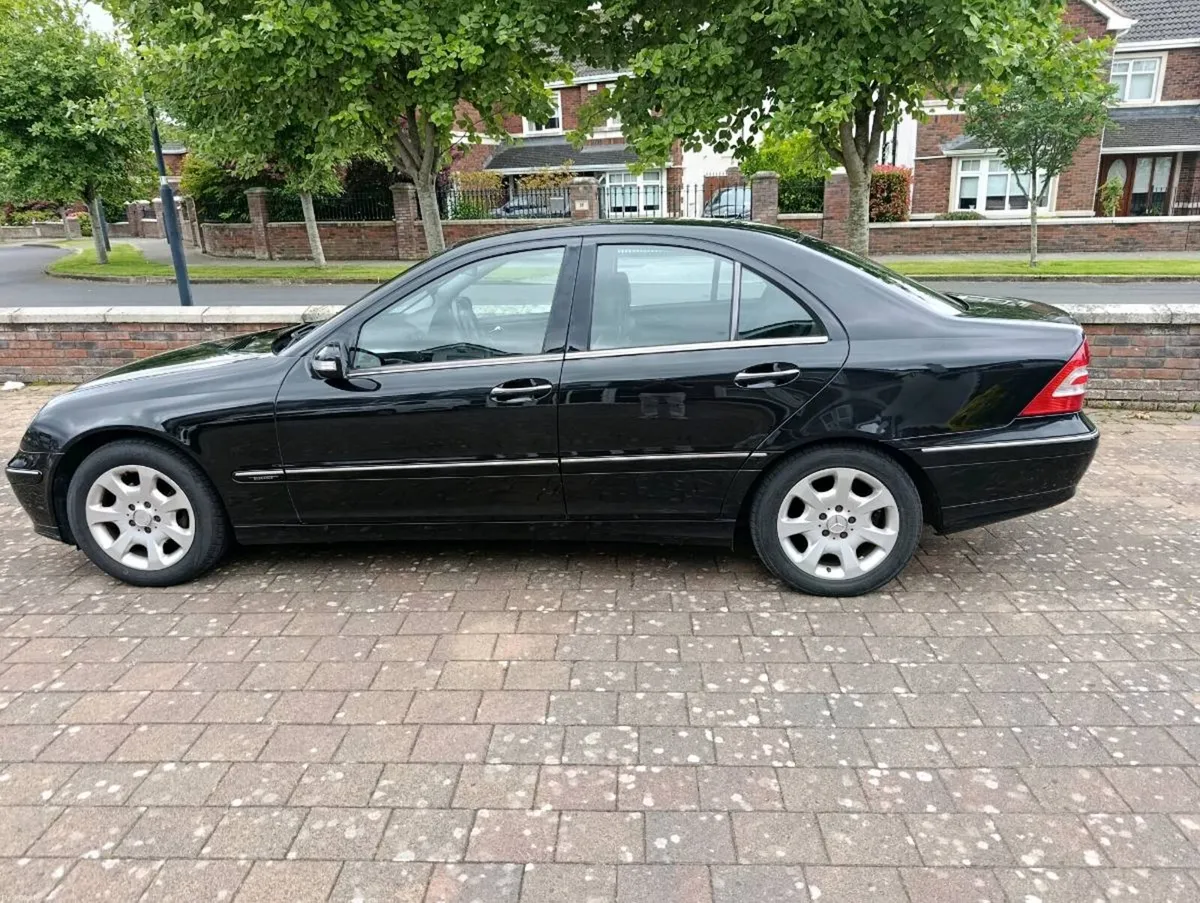Mercedes C200 Kompressor (w203) - Image 2