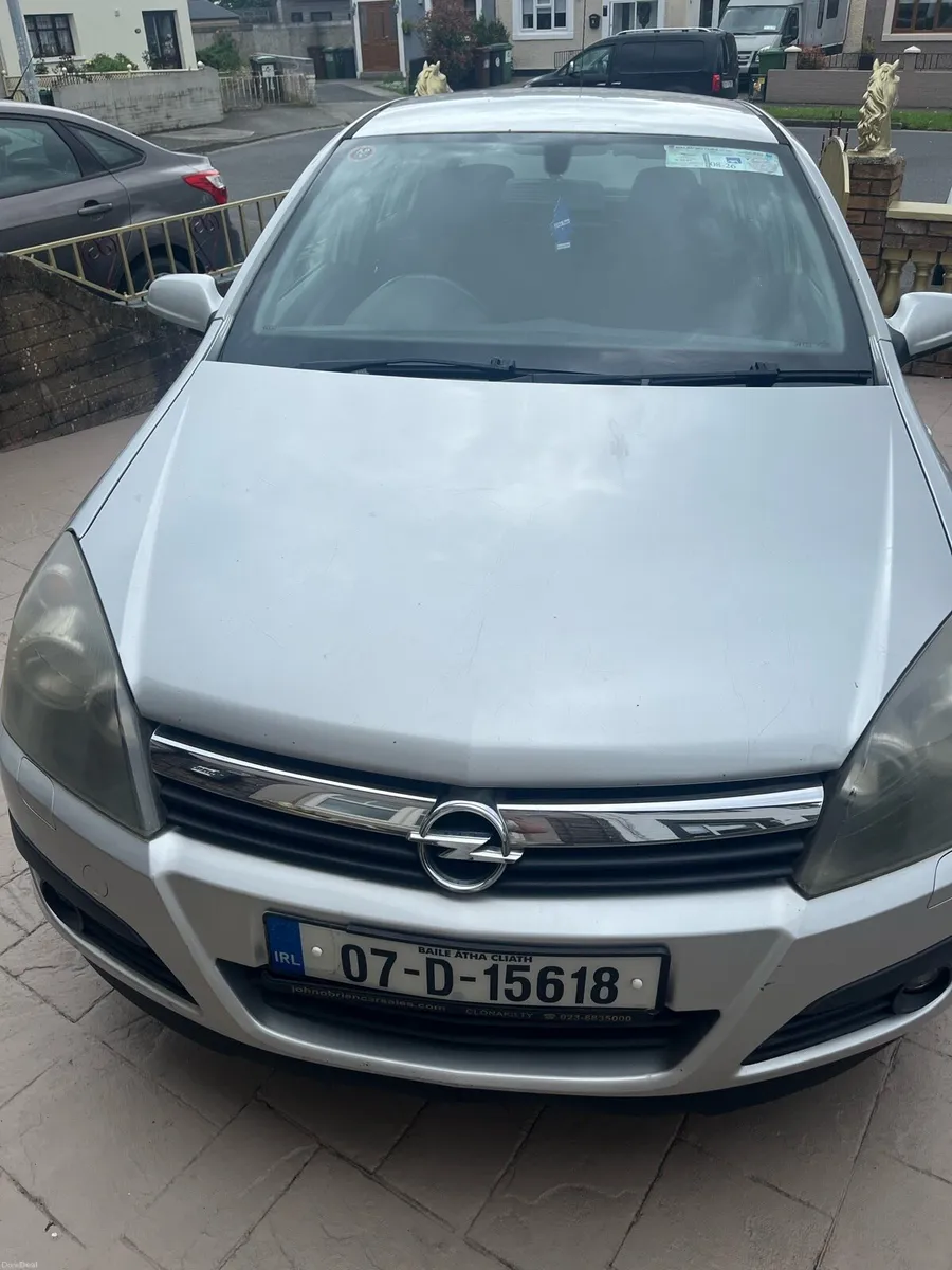 Car - Image 2