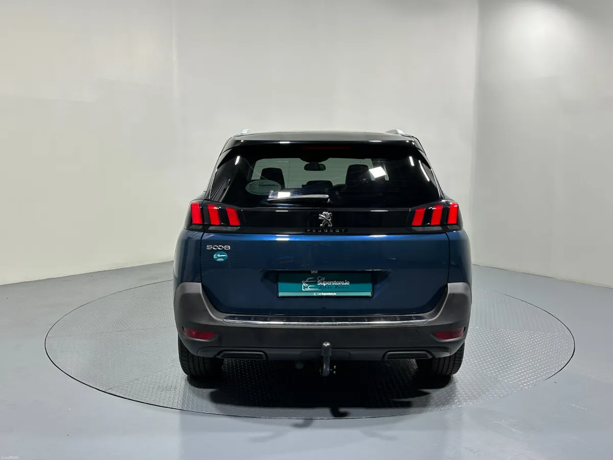 Peugeot 5008 Allure 1.5 Blue HDI 130 BHP 222 - Image 6
