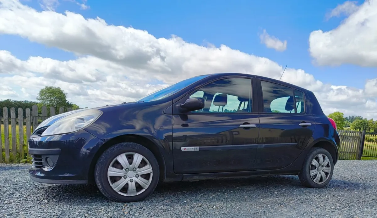 Car - Image 3