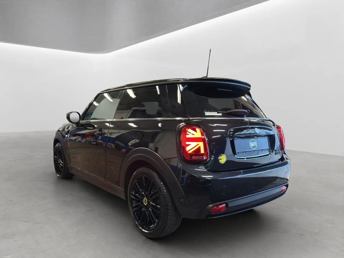 2022 MINI COOPER LEVEL 2 - Image 5