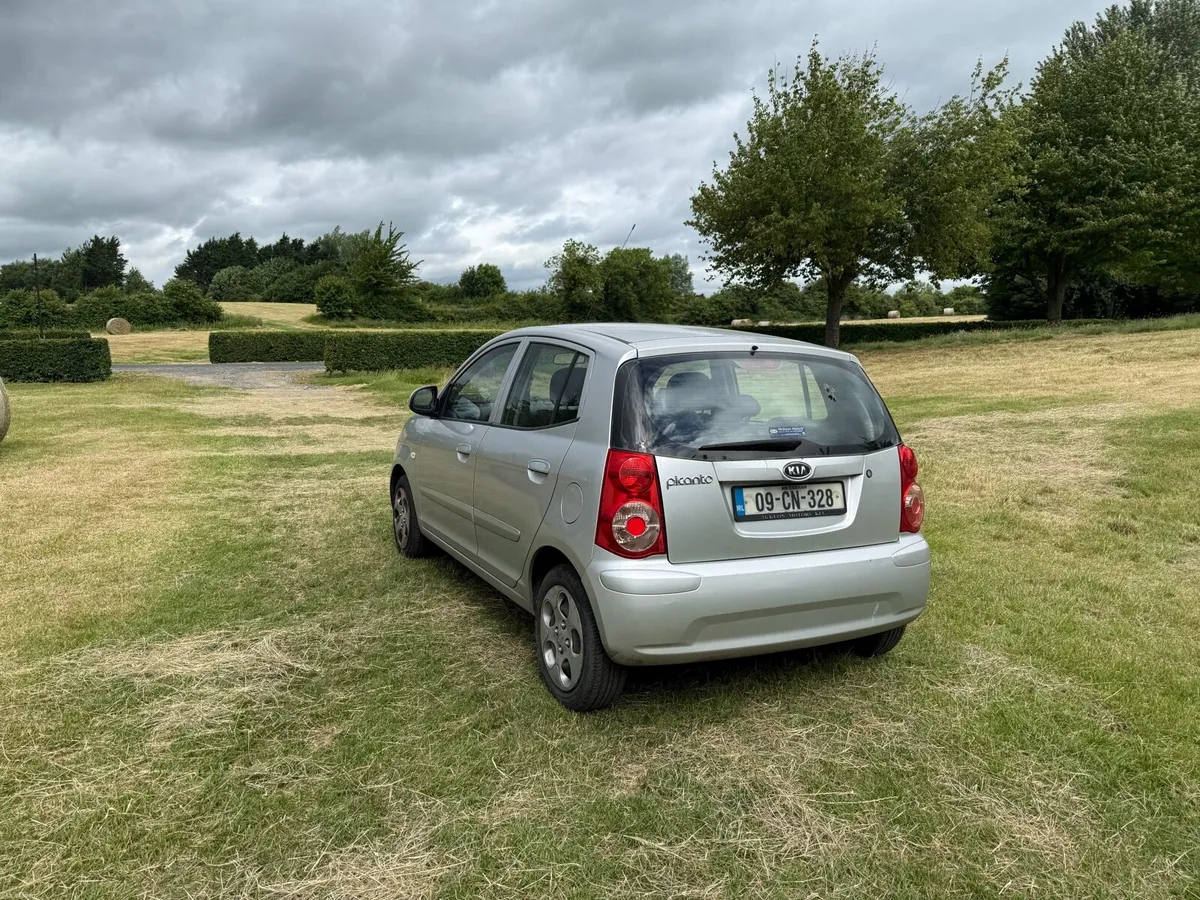 2009 Kia Picanto 1,0 petrol Nct 05/27 Tax 05/27 - Image 4