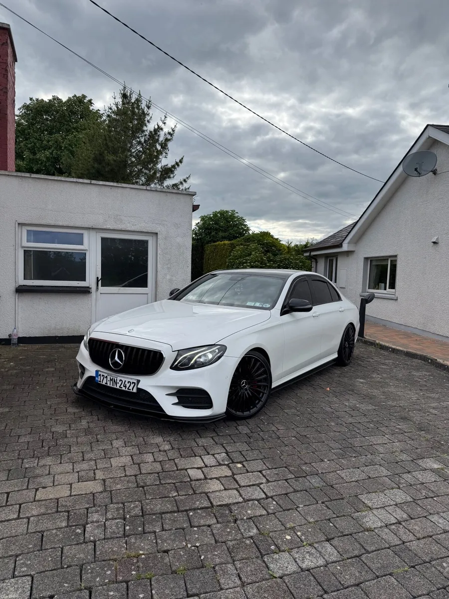Mercedes-Benz E-Class 2017 - Image 1