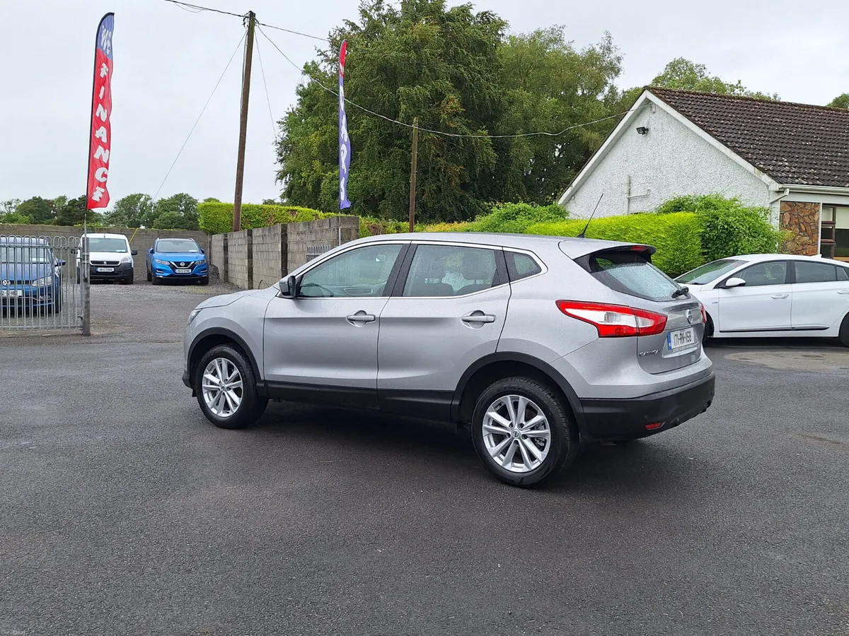 Nissan Qashqai 1.5 Smart Vision *High Spec - Image 4