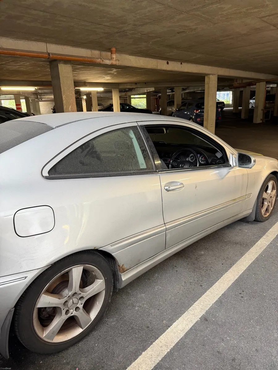Mercedes clc200 automatic - Image 3