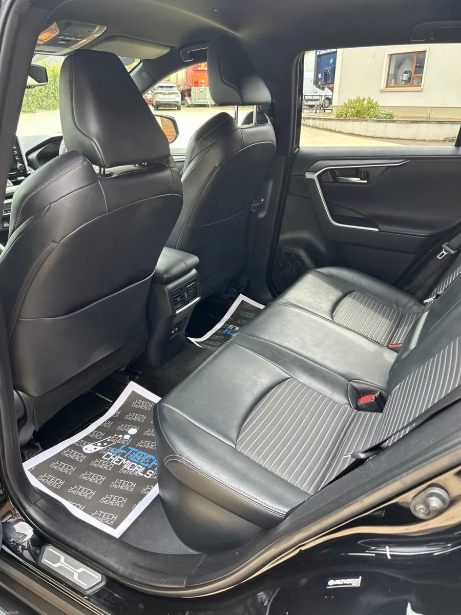 Toyota RAV4 2020 - Image 3