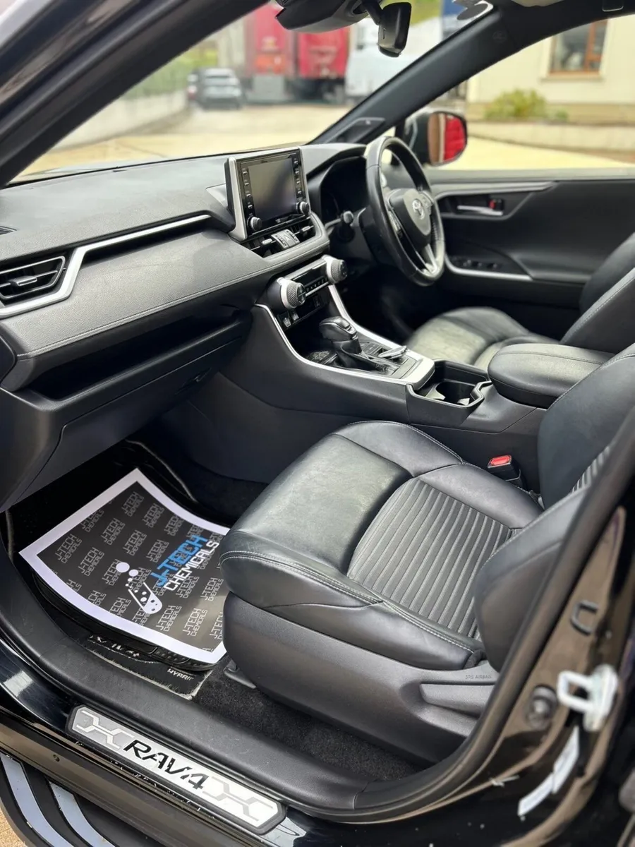Toyota RAV4 2020 - Image 4