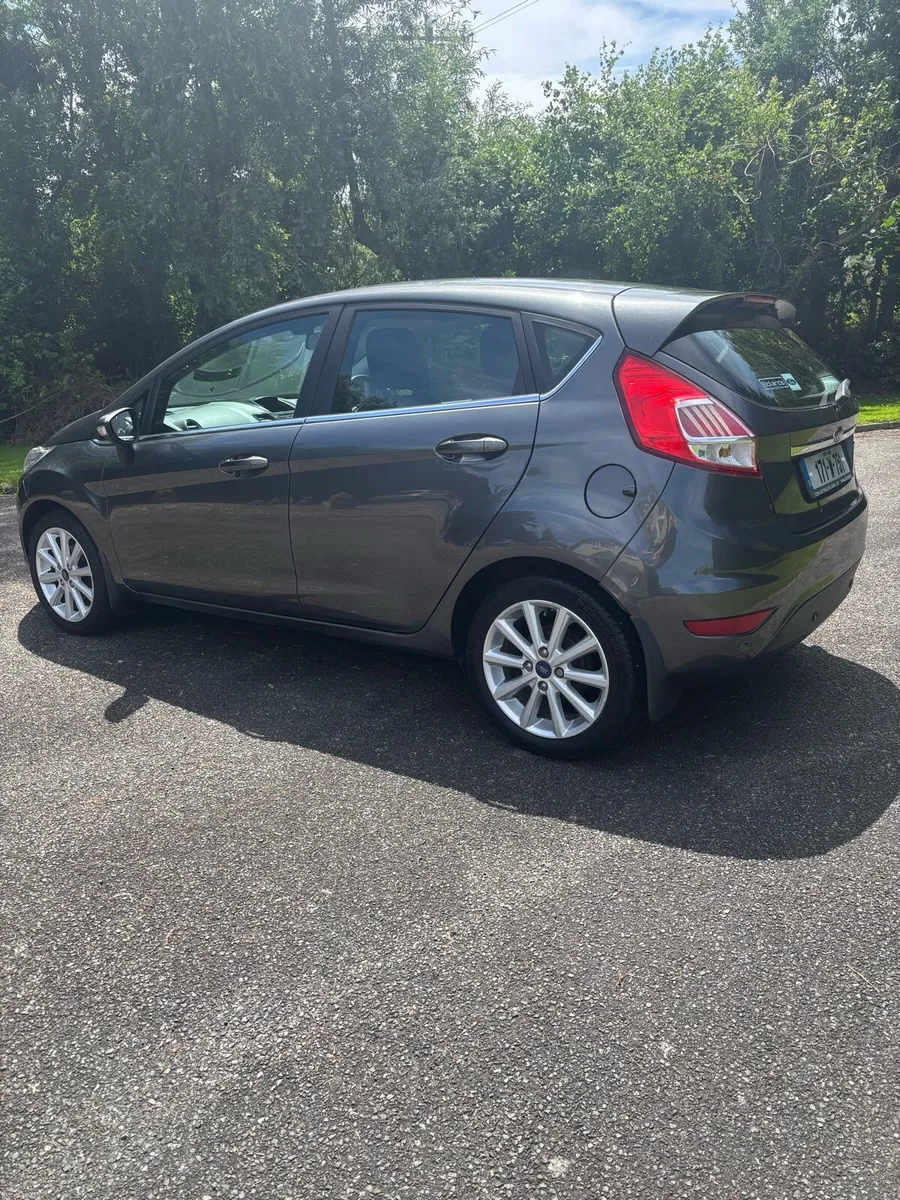 2017 FORD FIESTA TITANIUM 1.5 DIESEL - Image 3