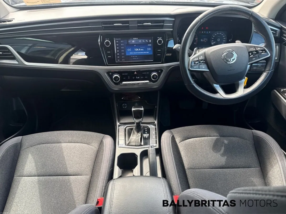 SsangYong Korando 1.6 2 WD 4DR AUTO - Image 6
