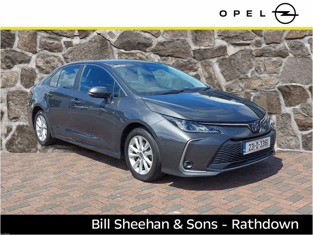 Toyota Corolla 1.8 Hybrid Luna Saloon - Image 1