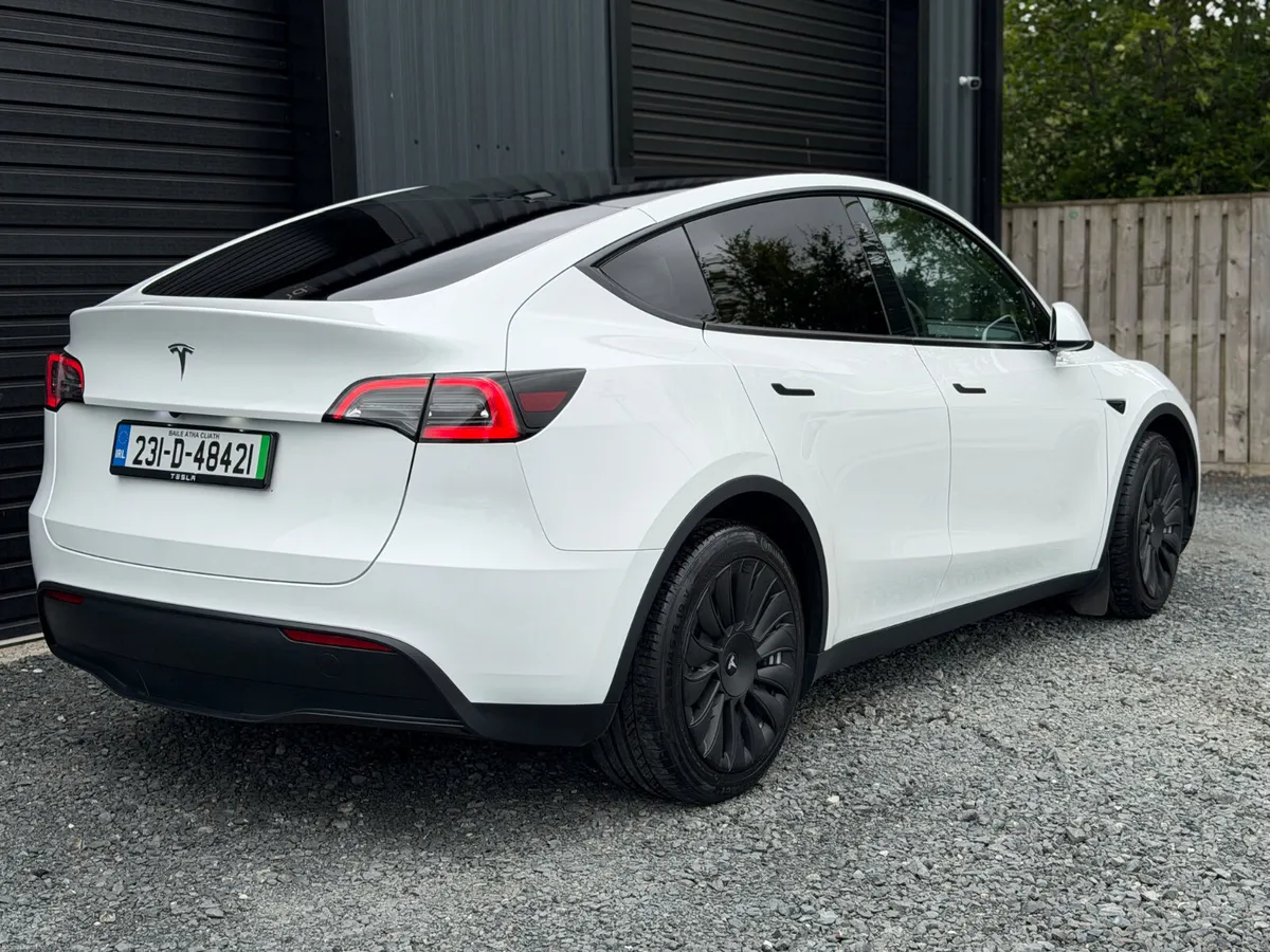 231 Tesla Model Y Low Km - Image 3
