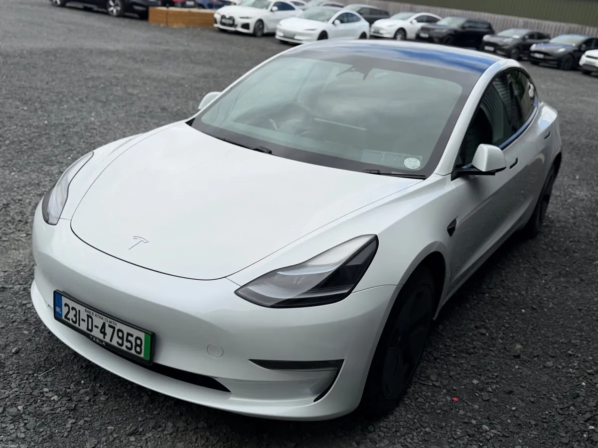 231 Tesla Model 3 Long Range - Image 5