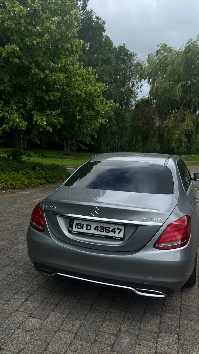 Mercedes-Benz - Image 3