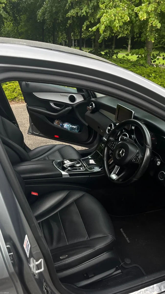 Mercedes-Benz - Image 5