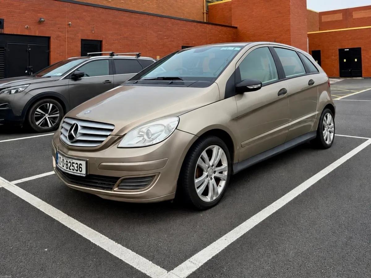 Mercedes B150 Automatic | 130k km | CarPlay | - Image 1