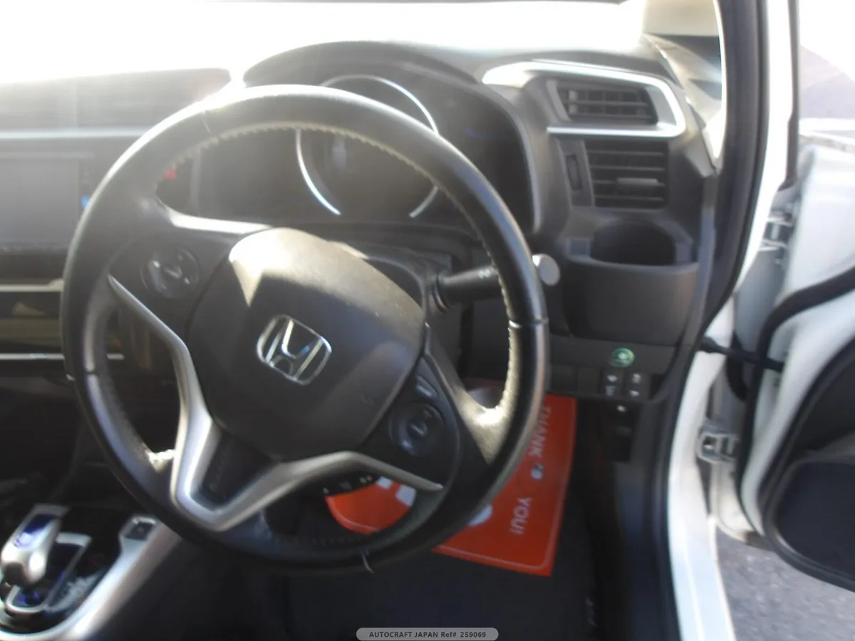 2017 HONDA FIT 1.5HYBRID - Image 5