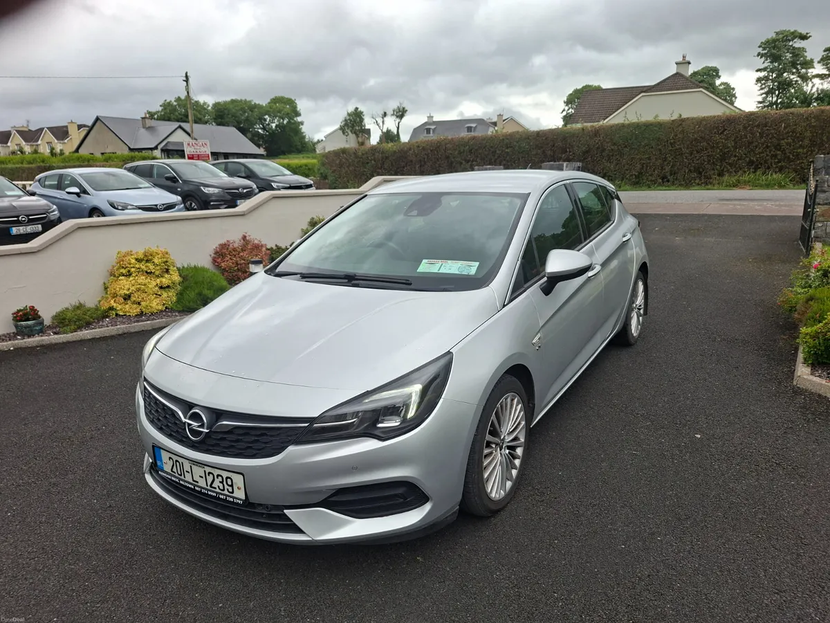 Opel Astra 2020 - Image 2