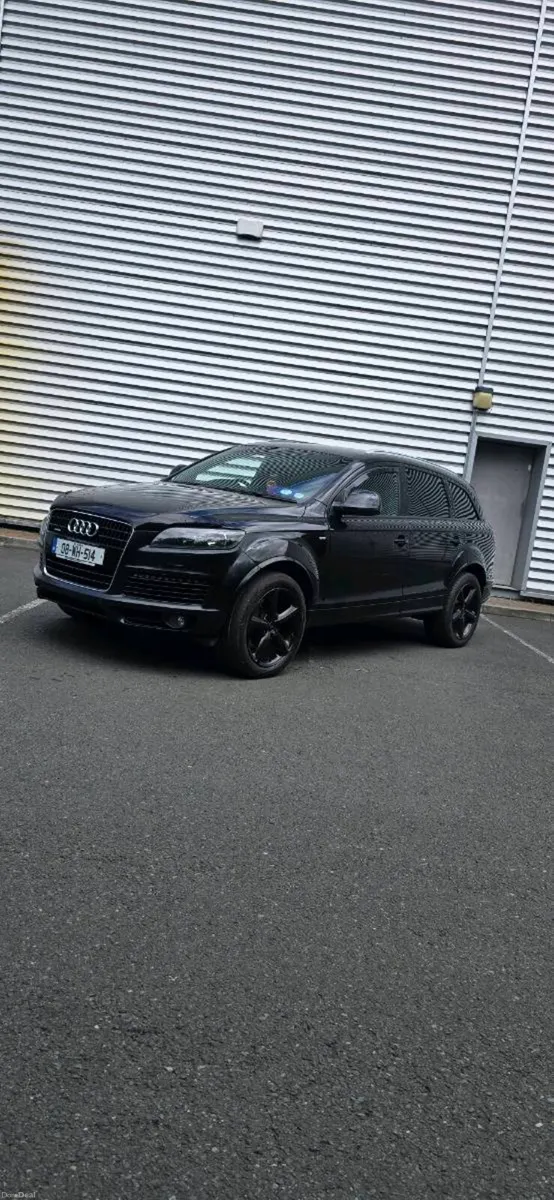 08 Audi Q7 S-sline commercial - Image 2