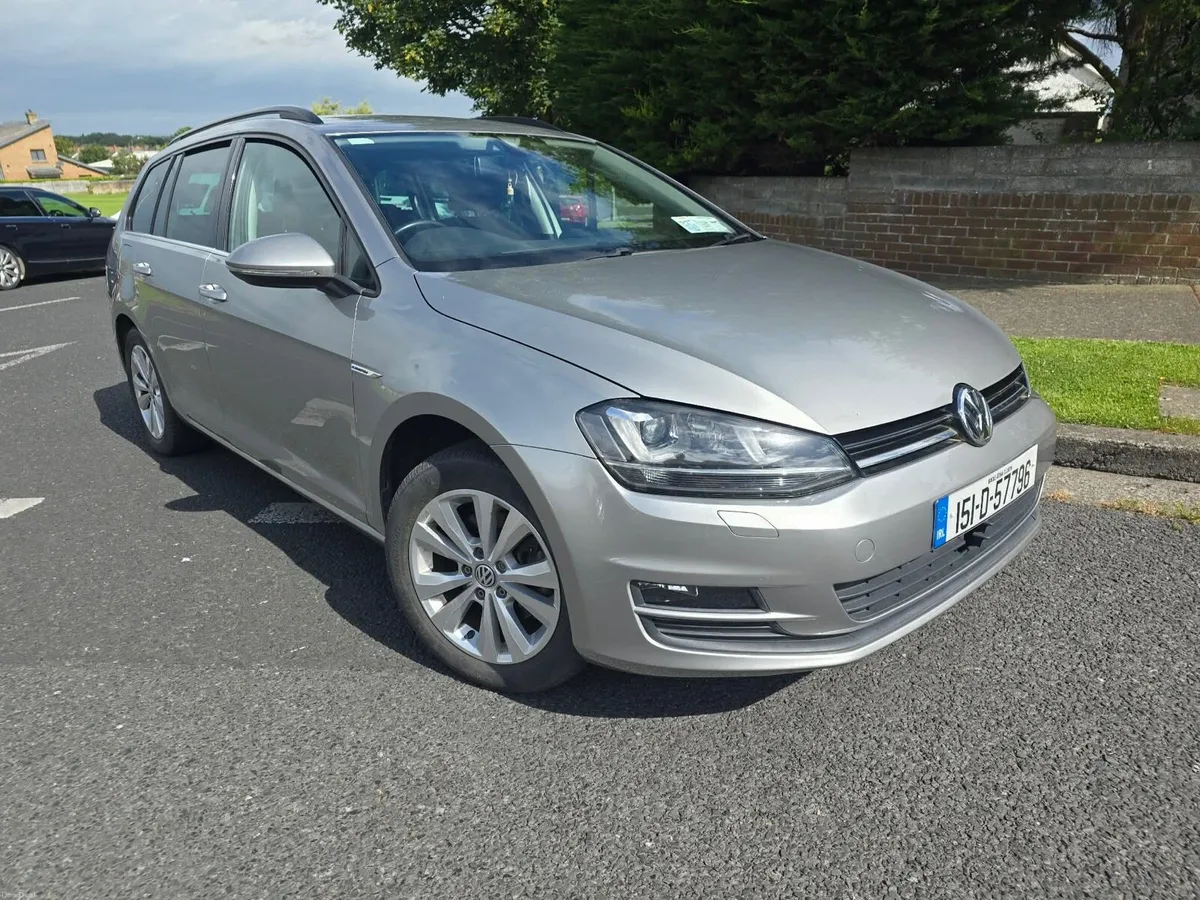LOW MILEAGE 2015 Auto 1.2 TSI VW GOLF - Image 1