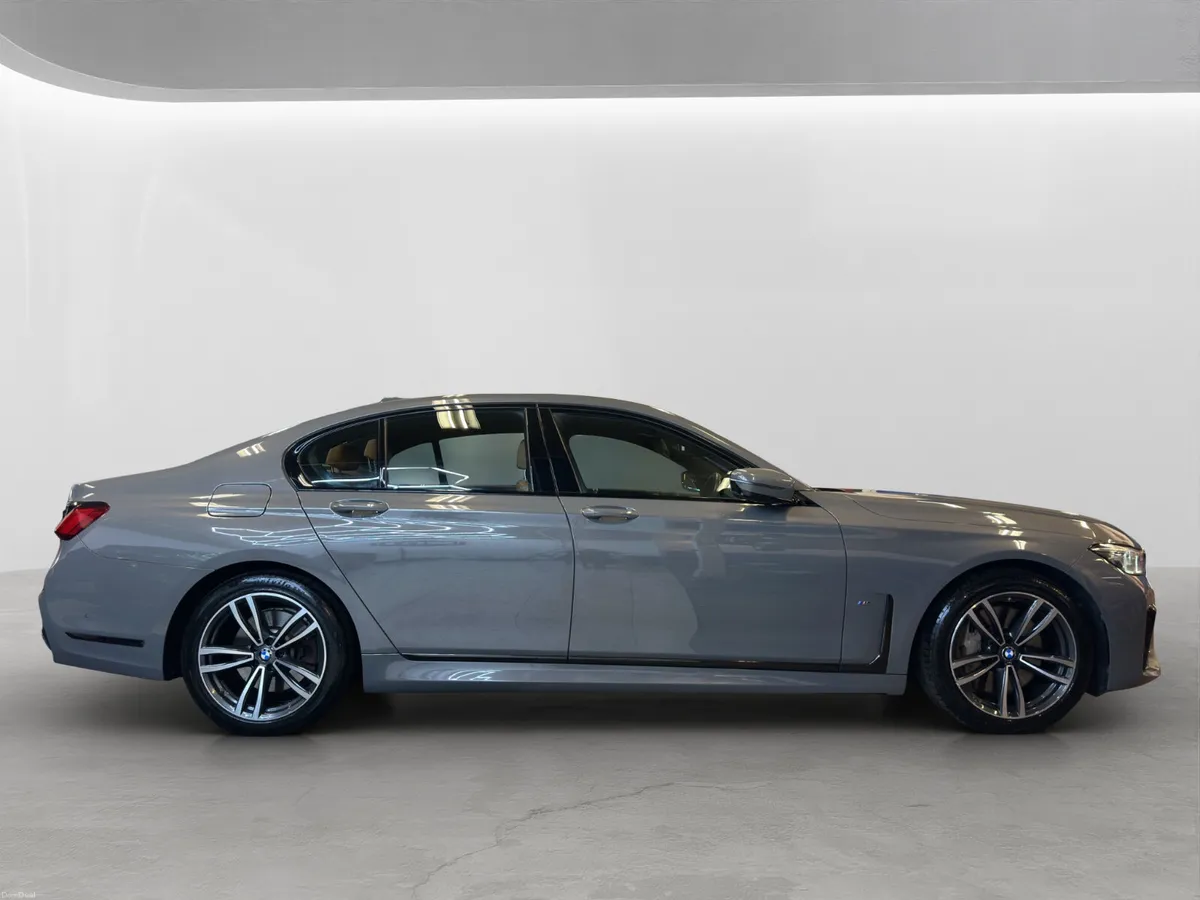 2021 BMW 7-Series 745 MSPORT - Image 3