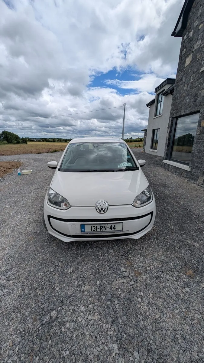 Volkswagen up! 2013 - Image 1