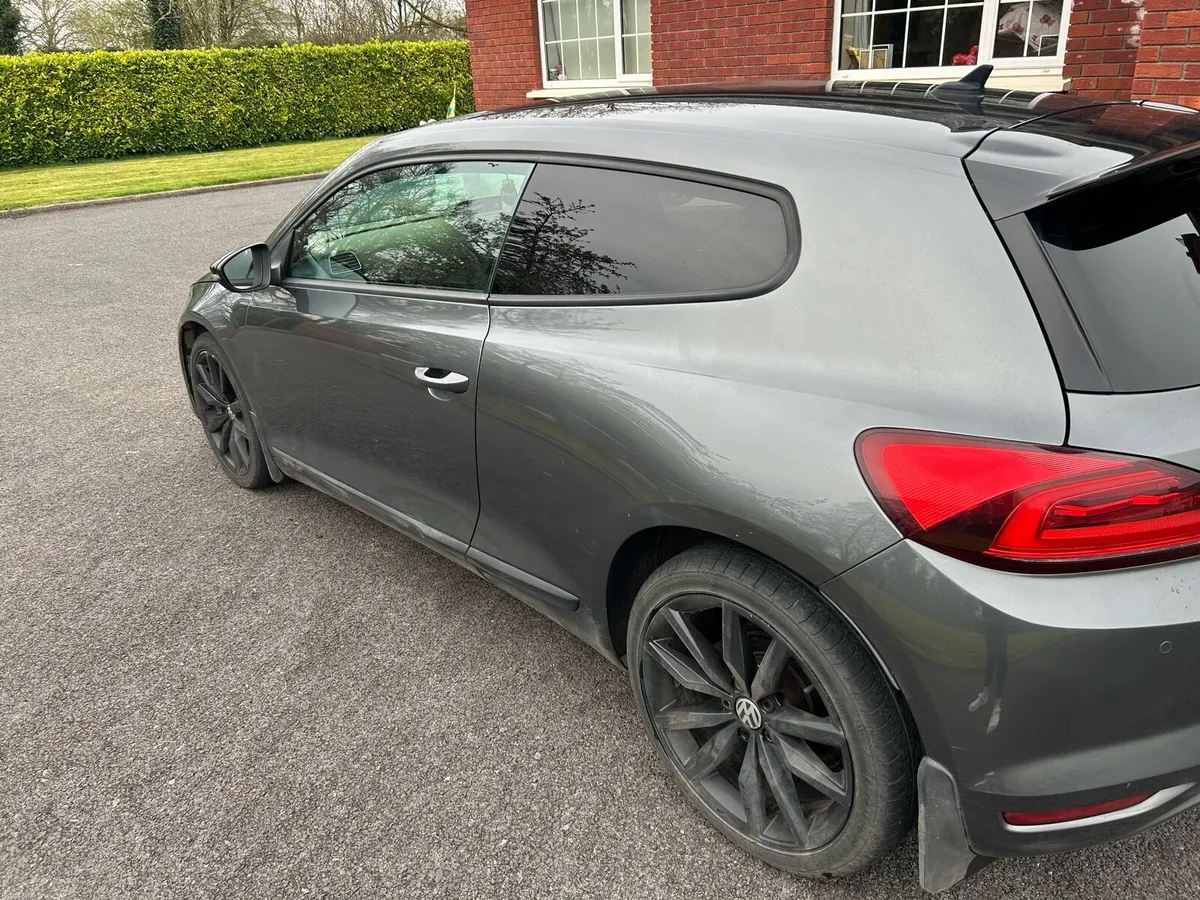 Volkswagen Scirocco Automatic/ DSG - Image 3