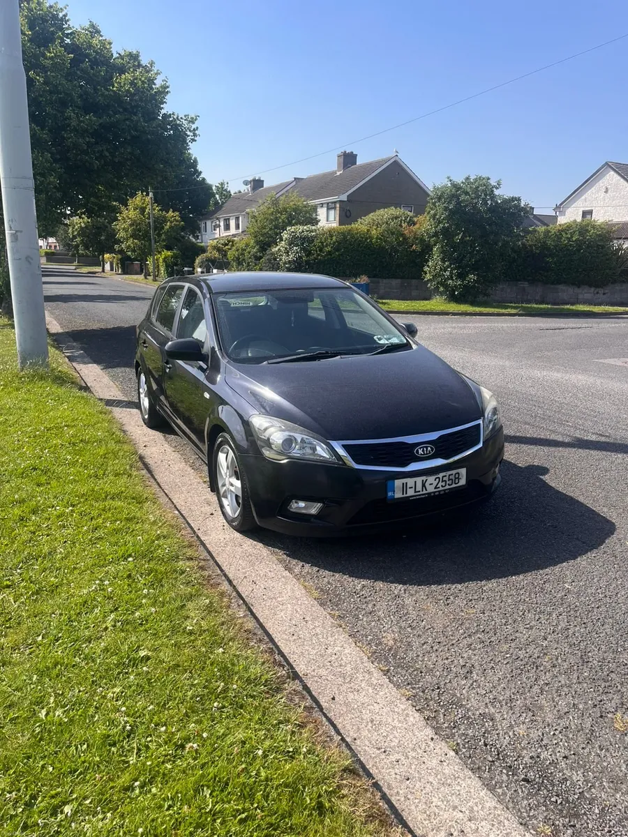 KIA Ceed 2011 Tax 09/26 NCT 10/26 - Image 1