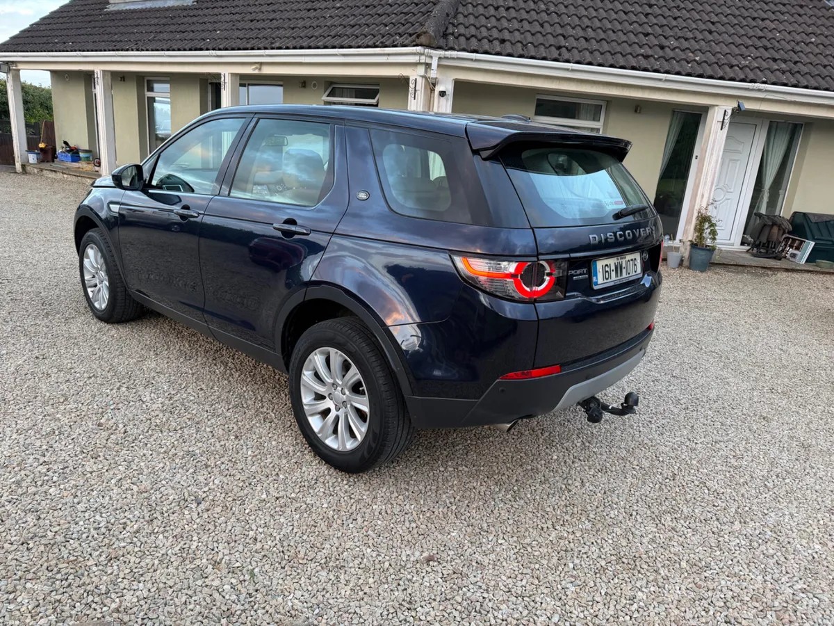 Land Rover Discovery Sport 2016 Automatic - Image 5