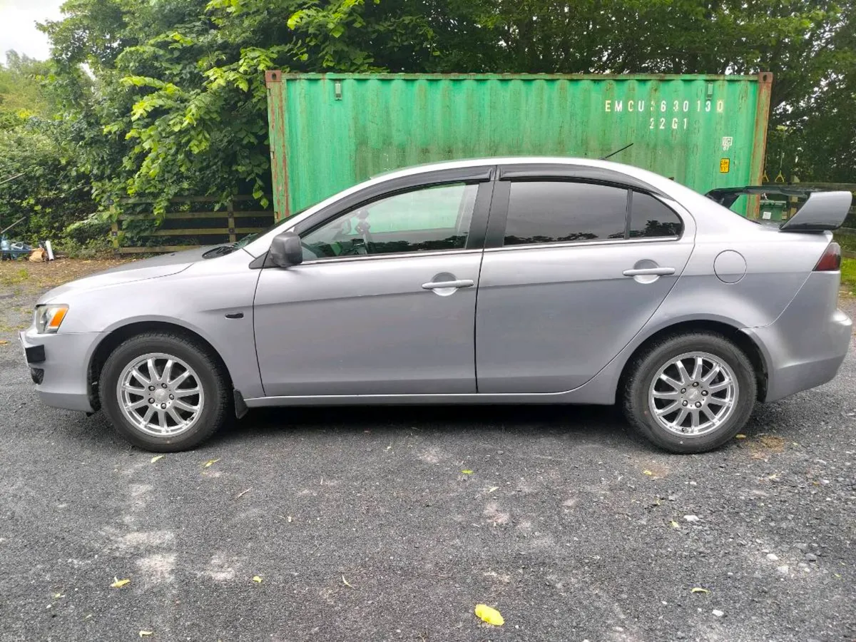 Mitsubishi lancer - Image 4