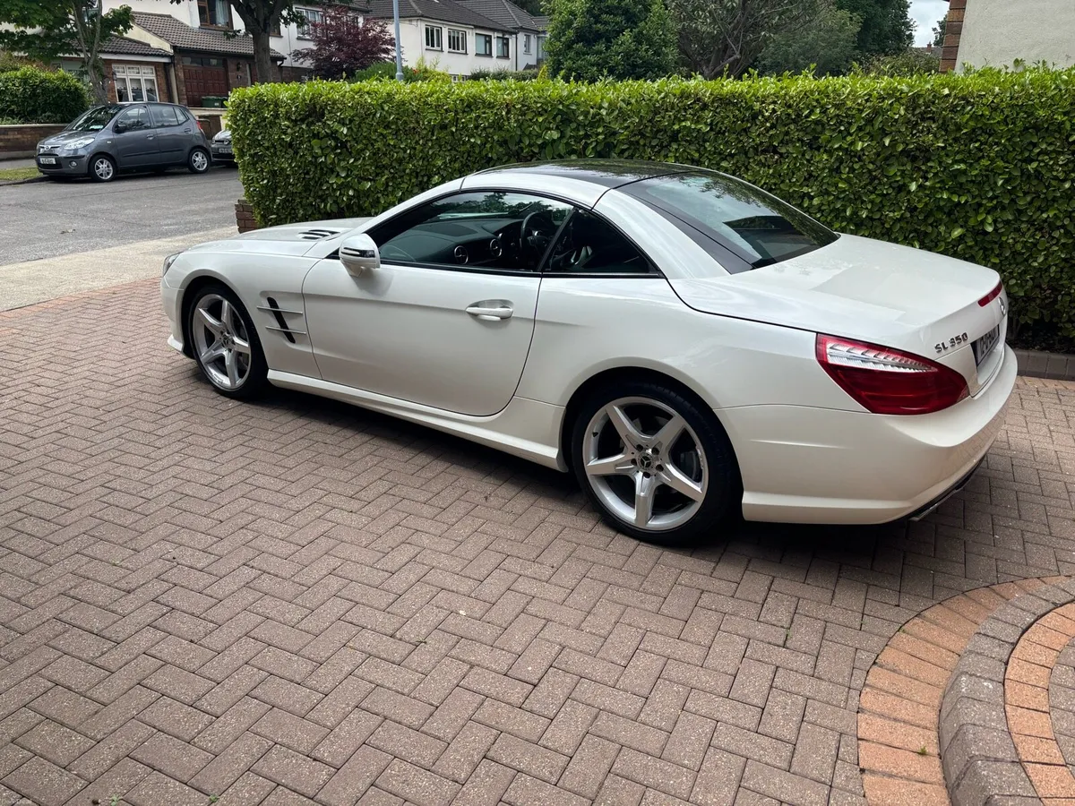 Mercedes SL 350, low miles, low tax, 3.5 V6 - Image 3