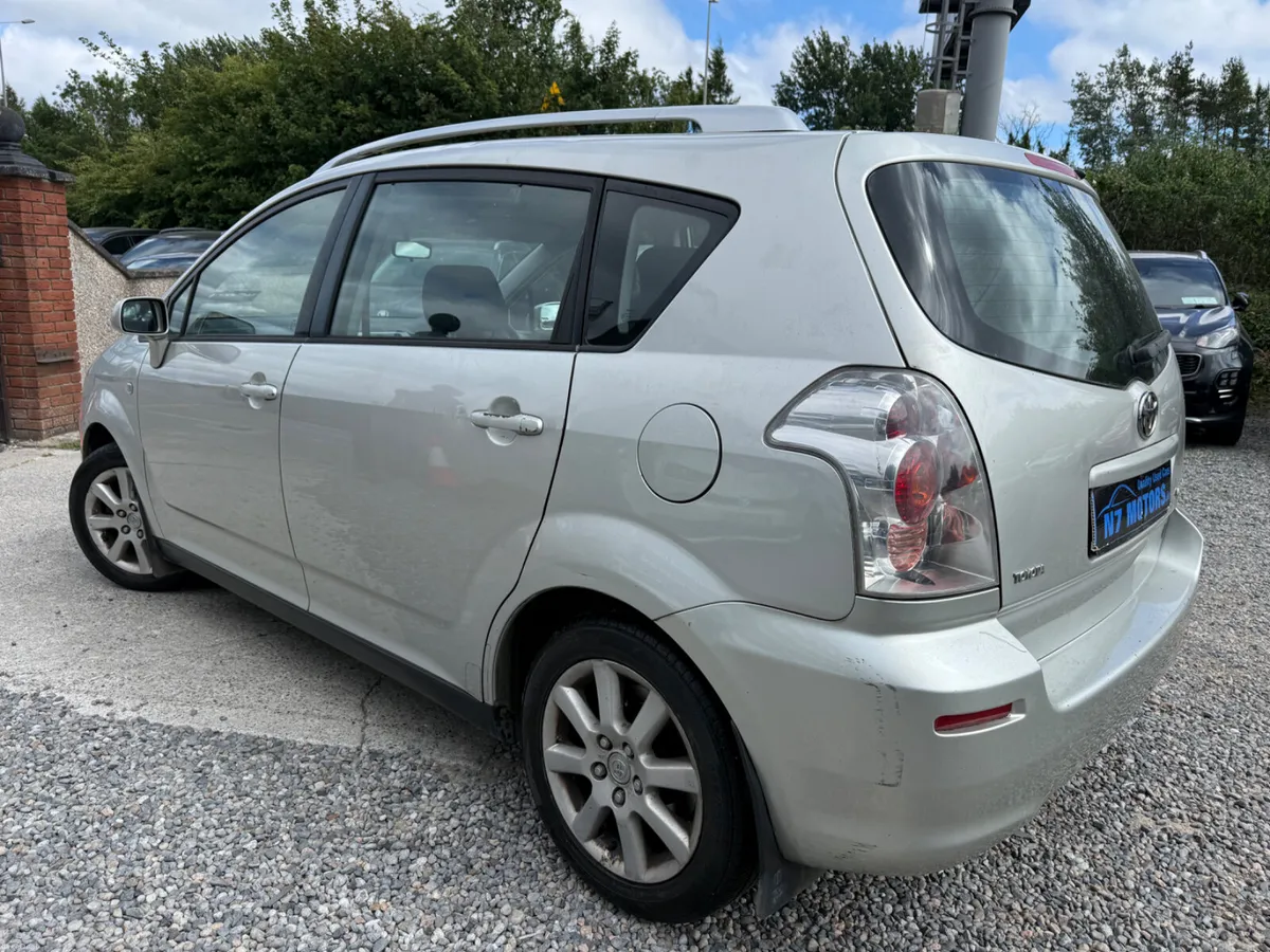 2007 Toyota Corolla 1.6 VERSO LUNA - Image 4