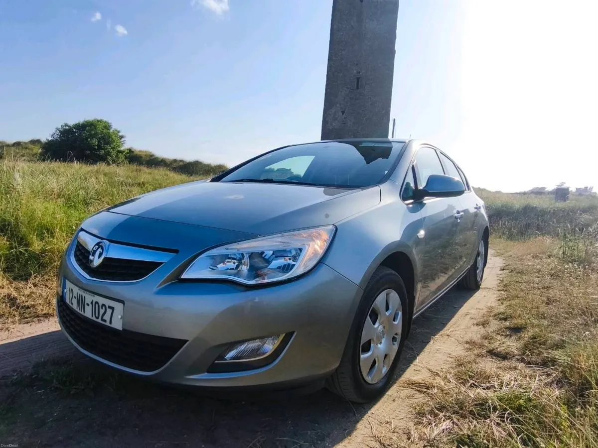 2012 Astra J - Image 1