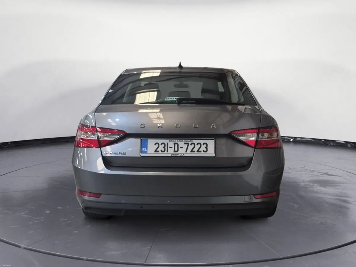Skoda Superb Ambition 2.0 TDI 150HP Auto - Image 6