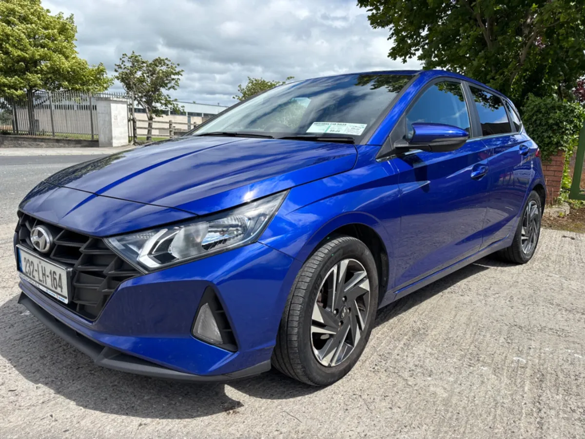 Hyundai i20 DELUXE PLUS 5DR - Image 1