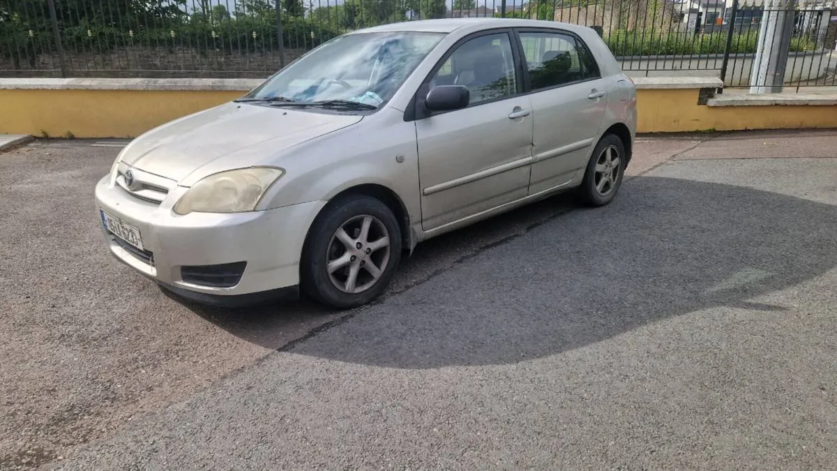 Toyota corolla 1.4 petrol - Image 2