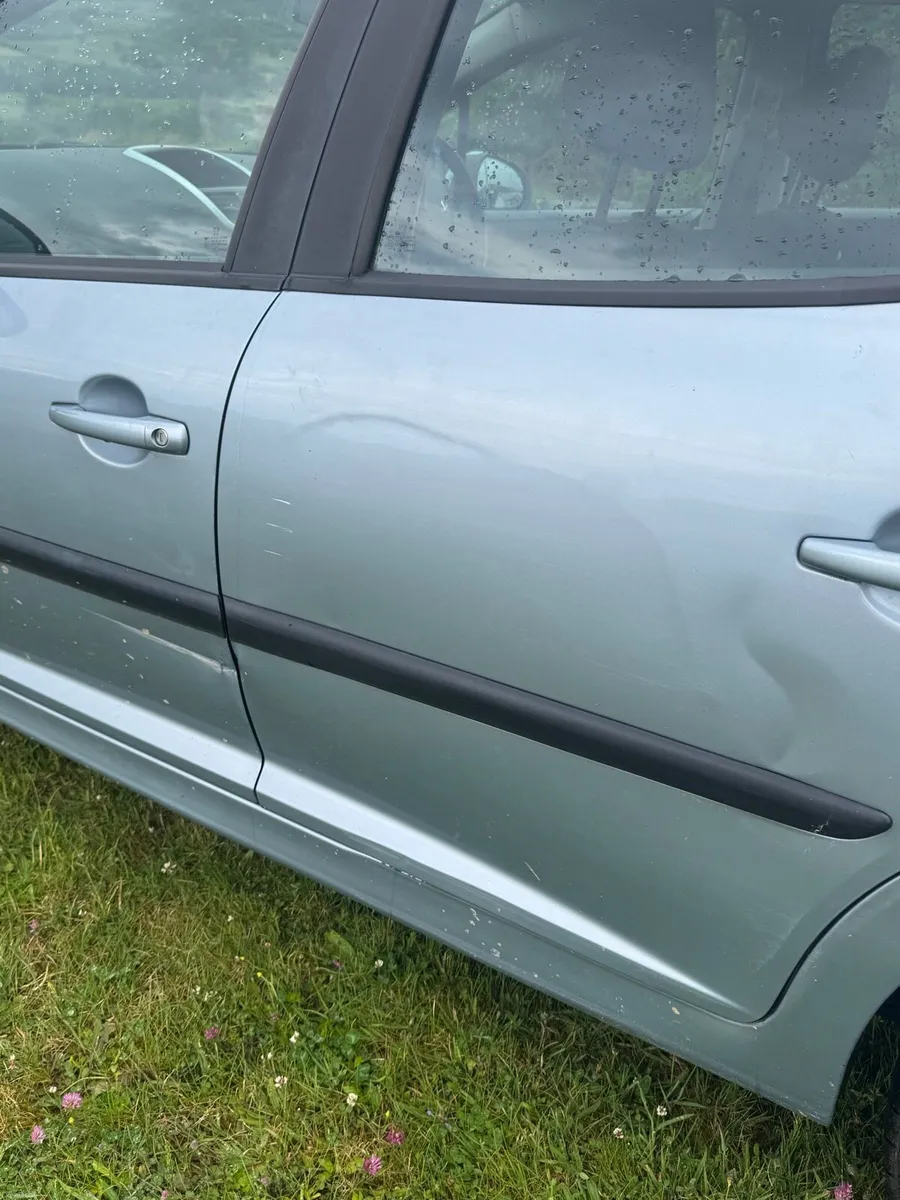 Peugeot 207 - Image 5