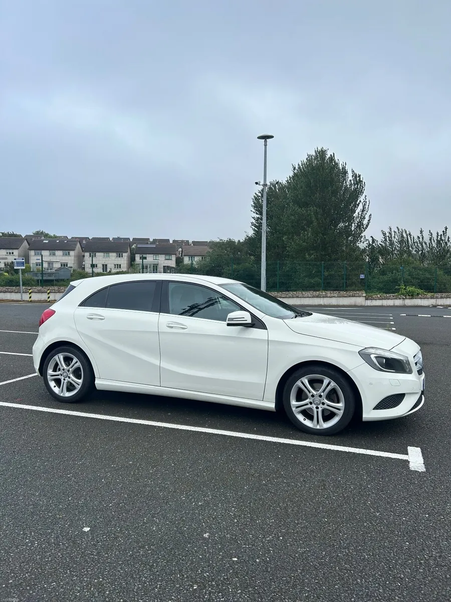 Mercedes-Benz A-Class 2015 - Image 3