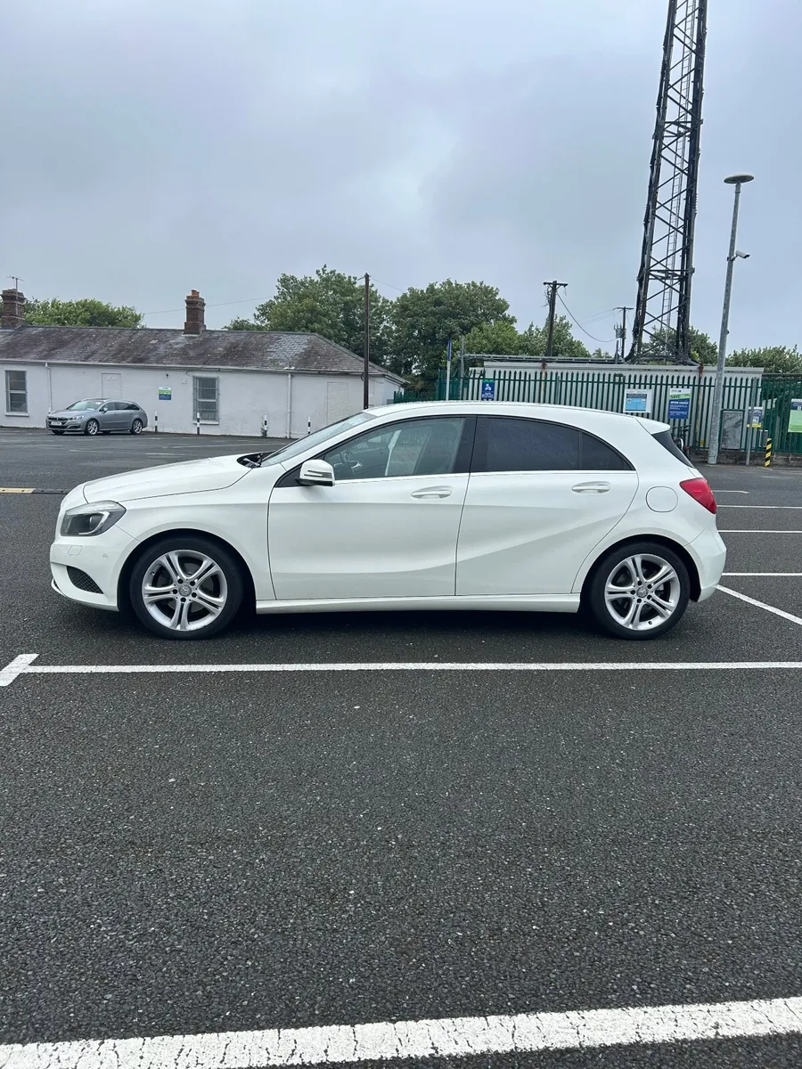 Mercedes-Benz A-Class 2015 - Image 4