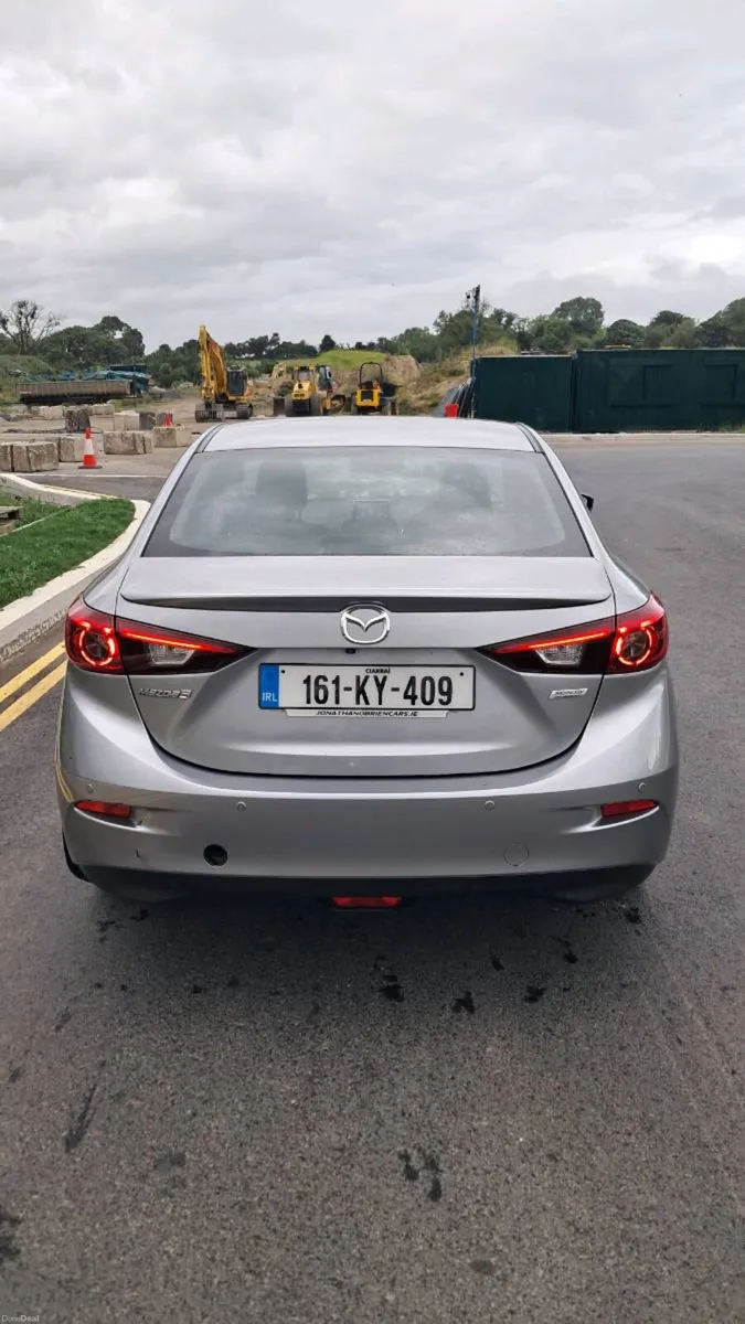 Mazda 3 - Image 3