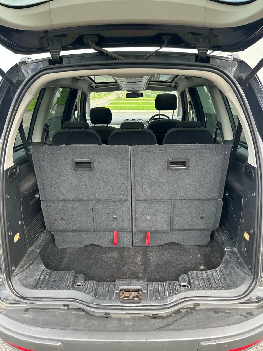 Ford Galaxy 2.0 TDCI titanium 5 door 2012 - Image 6