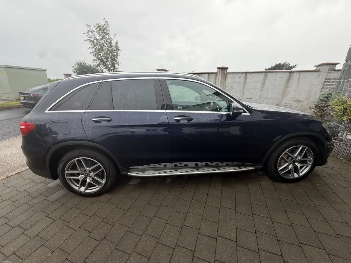 Mercedes-Benz GLC 2018 - Image 2