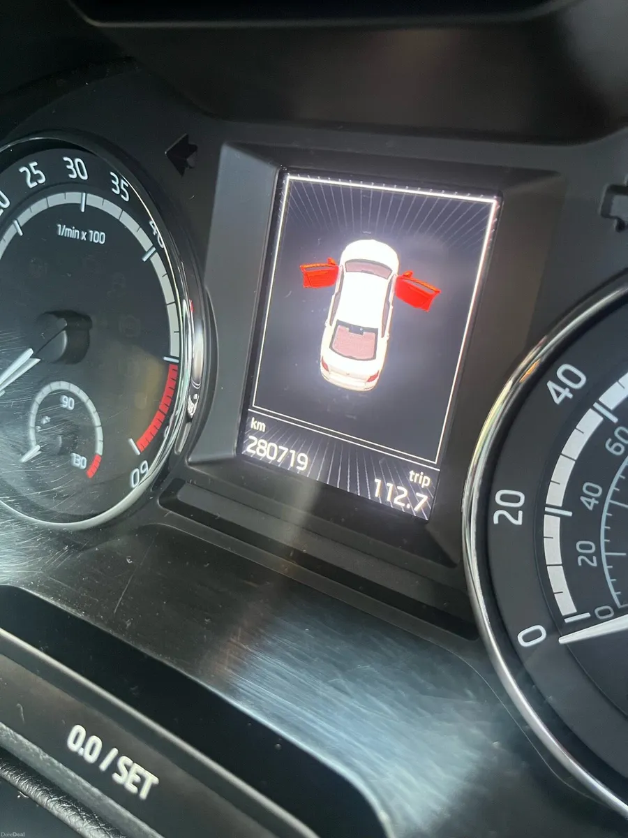 Skoda Octavia VRS 2.0 TDI ( 184BHP) - Image 5