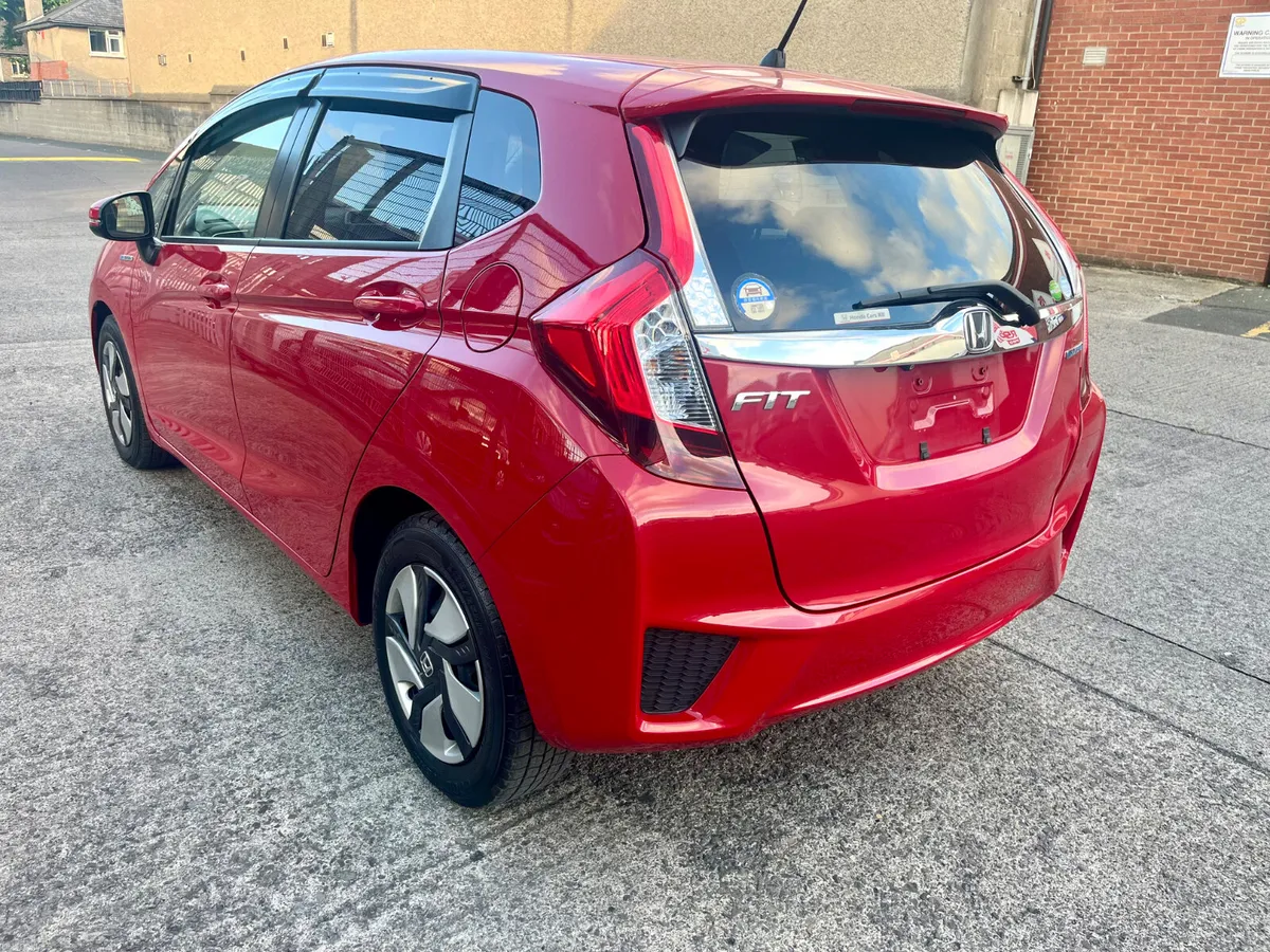 Honda fit Automatic hybrid - Image 3