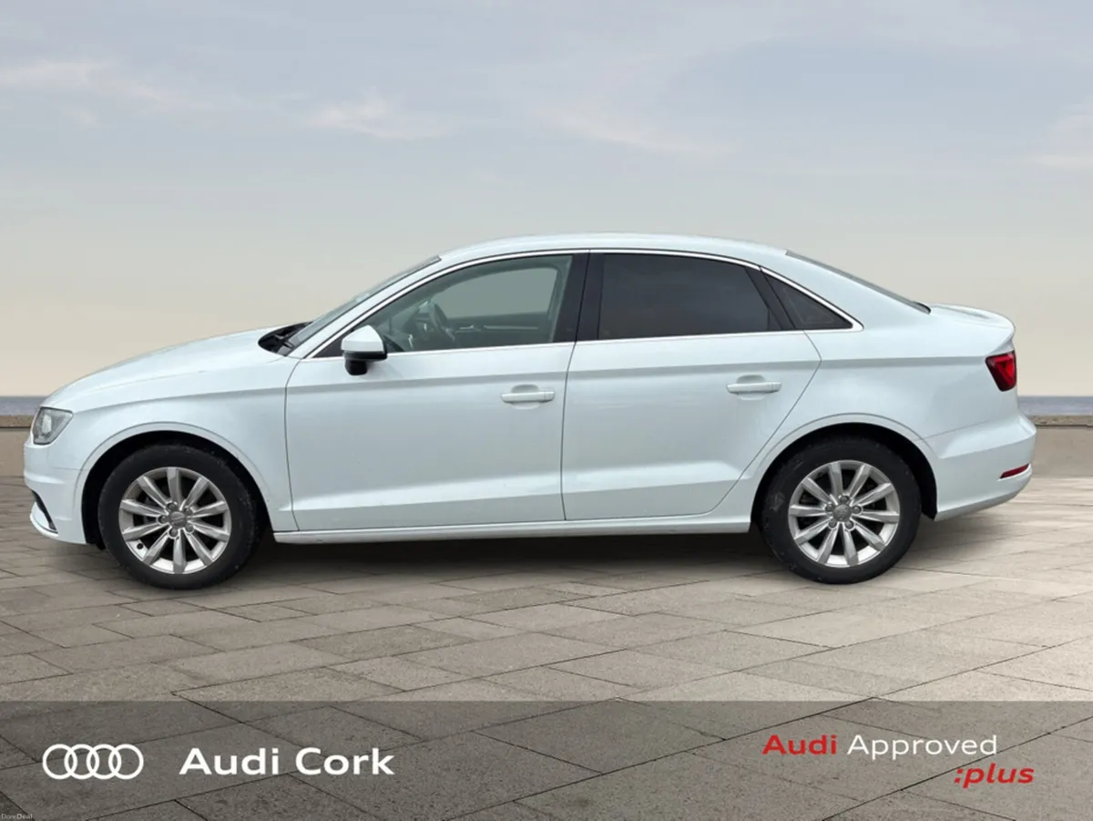 Audi A3 SALOON 1.4TFSI 150BHP SE AUTOMATIC - Image 4