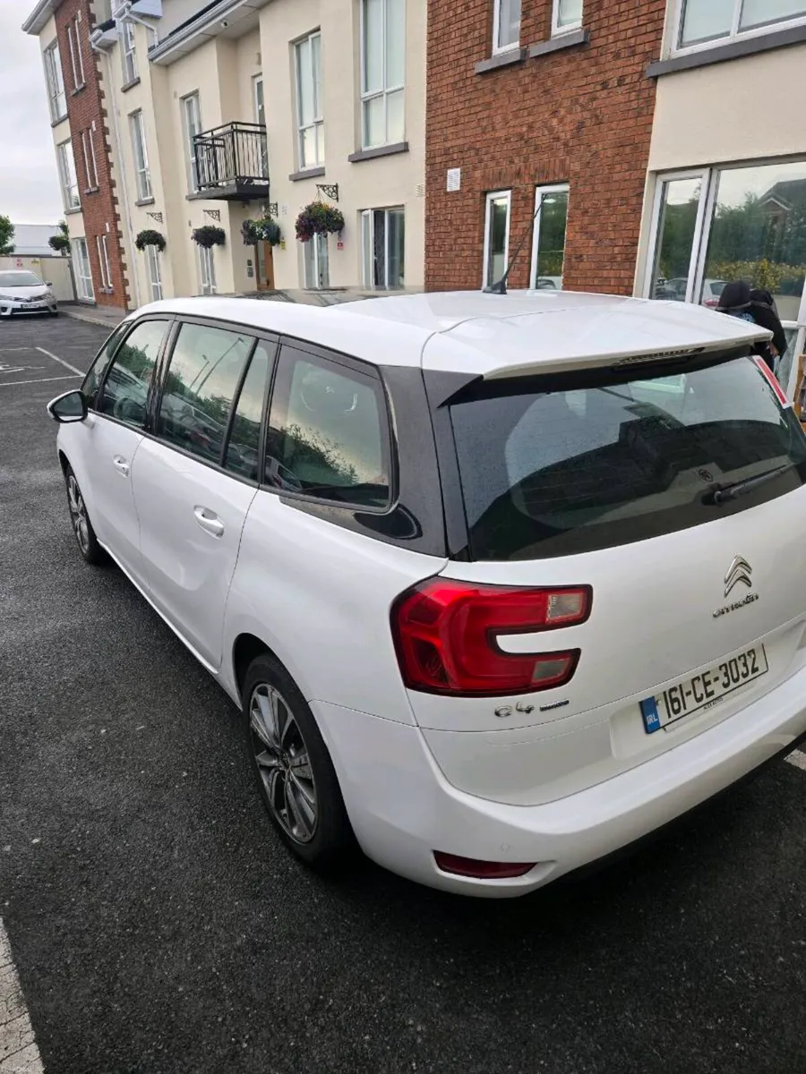 🚗 Citroën Grand C4 Picasso 2016 - Image 4