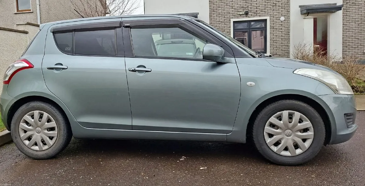 Suzuki Swift 2010 - Image 3