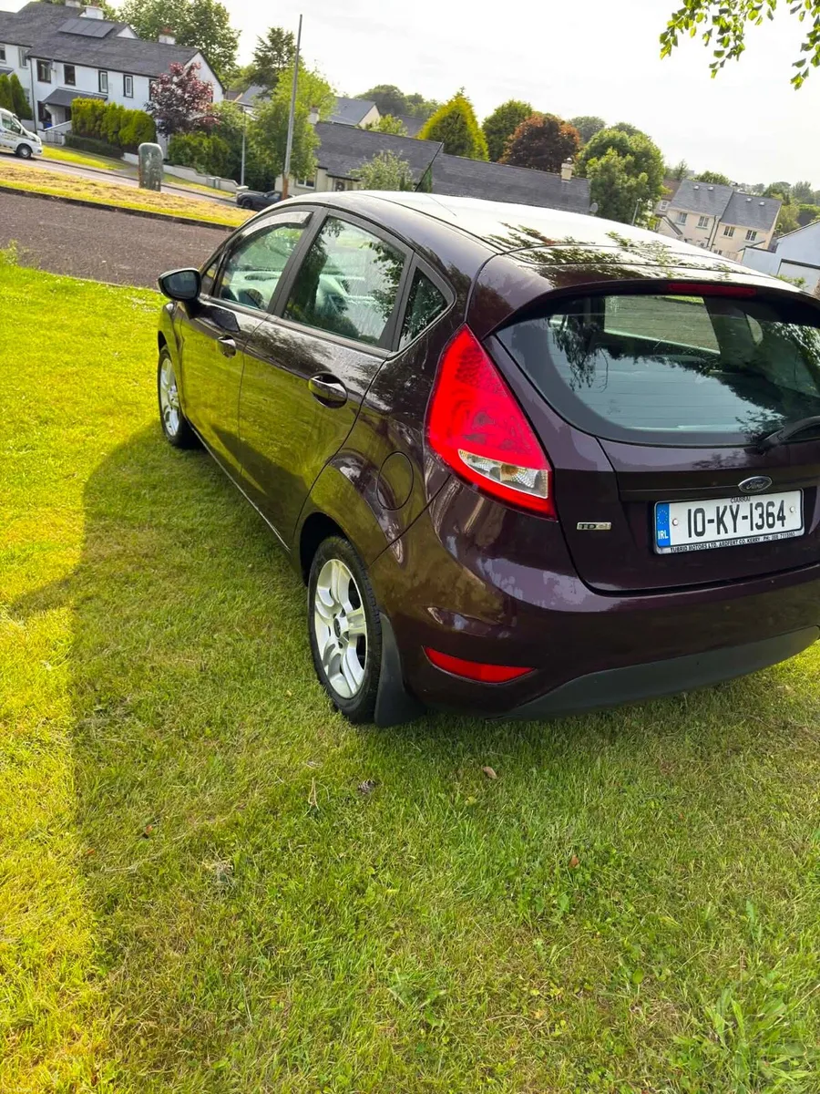 2010 ford fiesta NCT expires 11.2026 tax 09.26 - Image 3